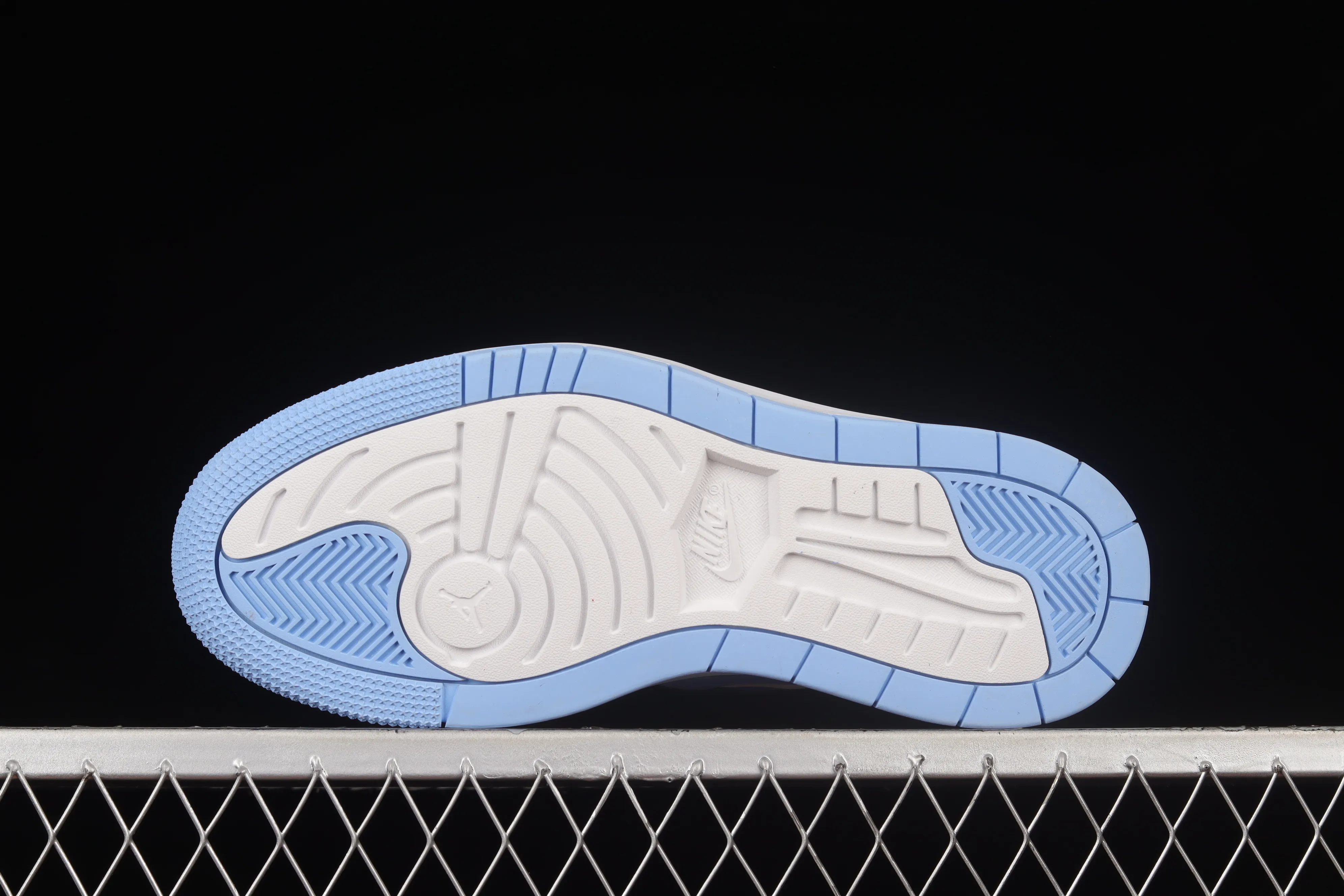 All categories Air Jordan Jordan series basketball shoes Air Jordan 1 Low Air Jordan 1 Elevate Low SE "Wolf Grey" Little AJ thick-soled retro basketball shoes DQ3698-141